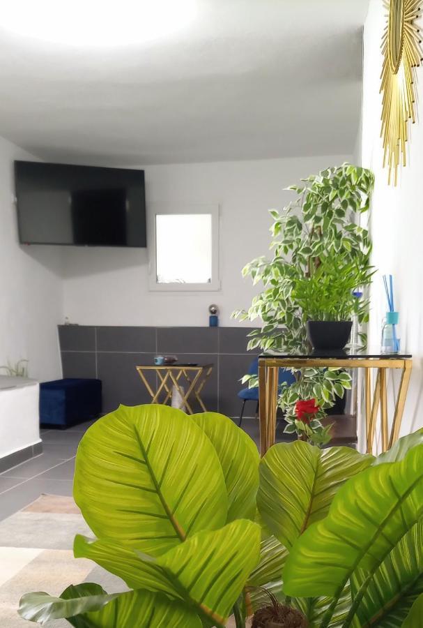 Casa Incrivel Refugio Lieva ,Piscina , Jacuzzi Exterior E Zona Kids Apartment Nelas Luaran gambar